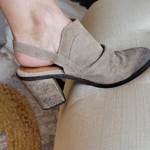 Elegant Tan Women's Slingback Heels